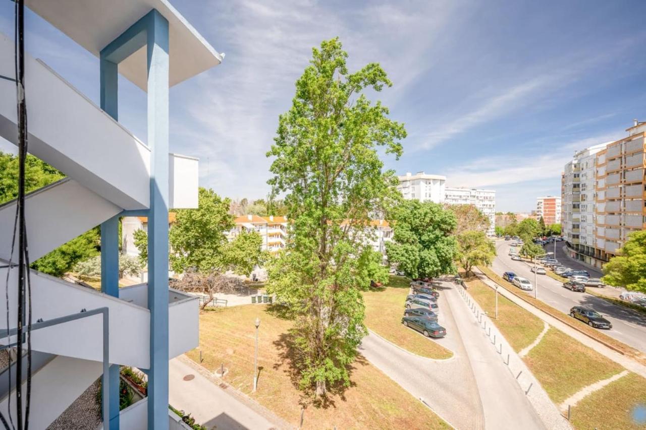 Ferienwohnung Guestready - Sweet Melody Near The Airport Lisboa Exterior foto